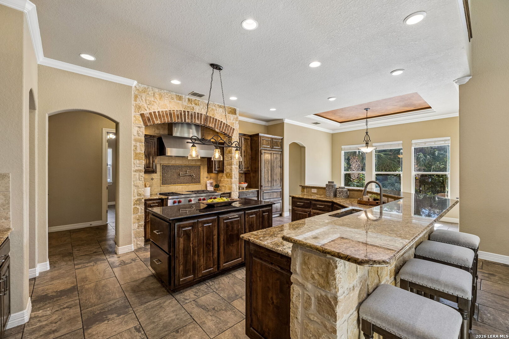 210 Persimmon Pond Shavano Park TX 78231
