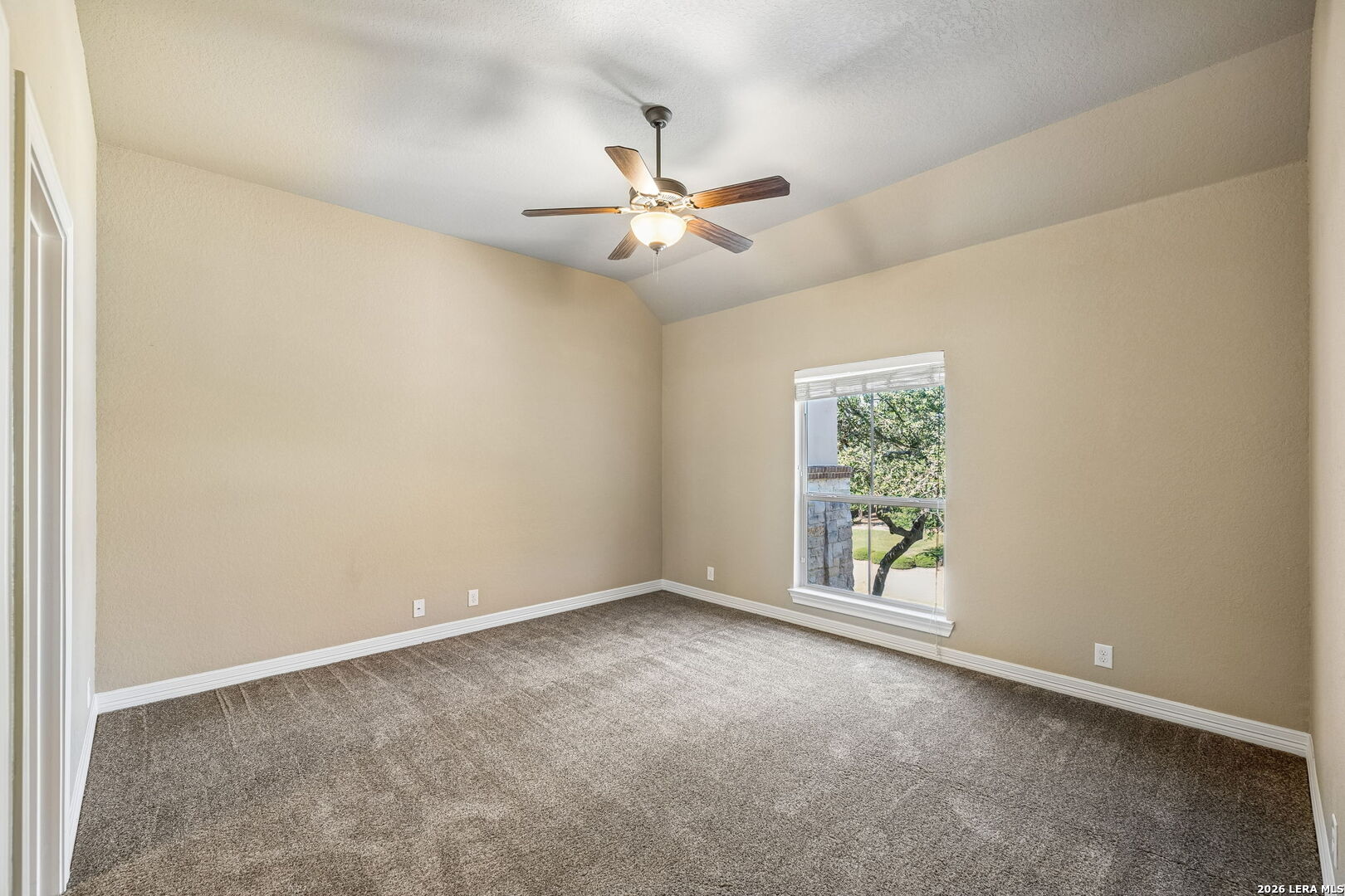 210 Persimmon Pond Shavano Park TX 78231