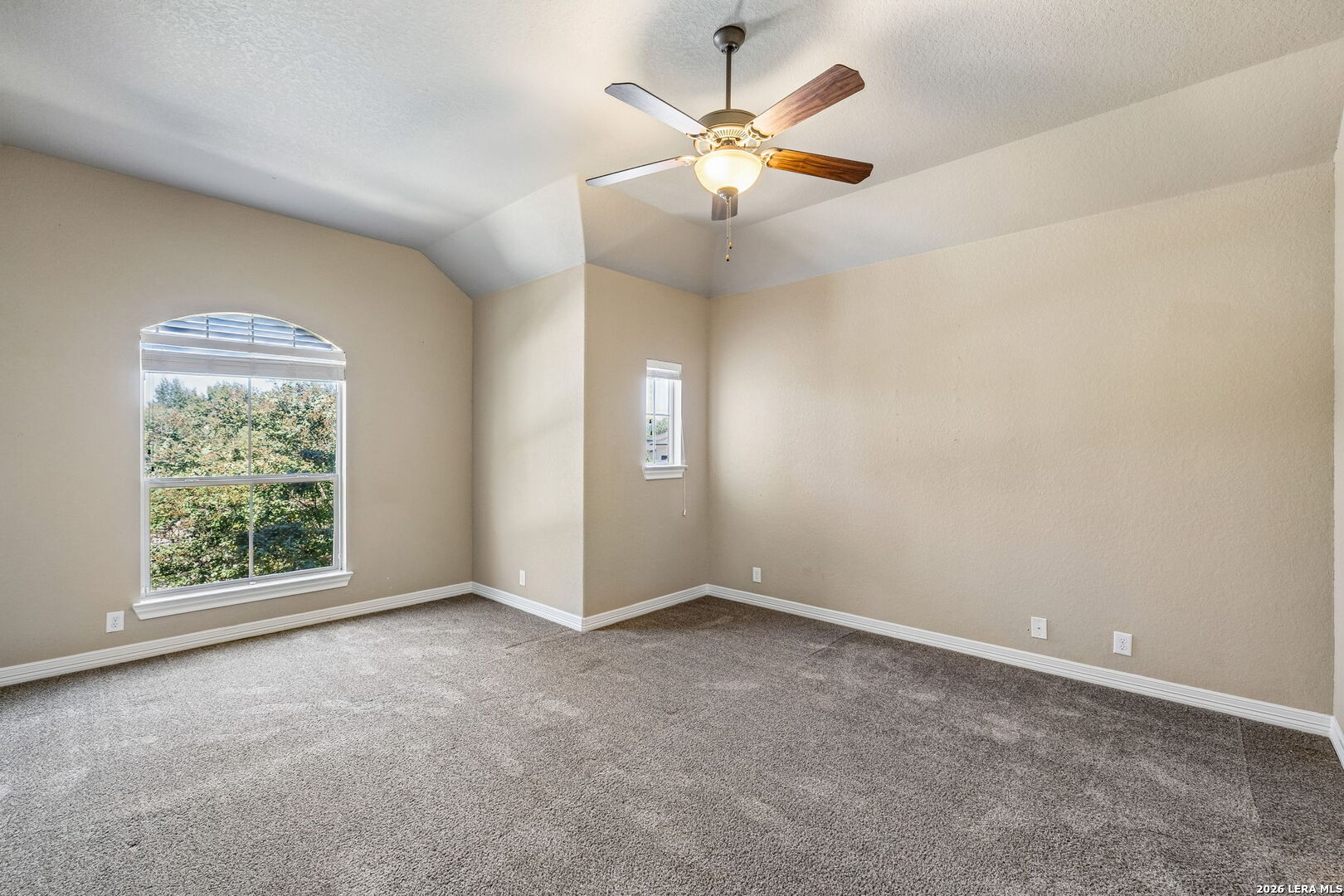 210 Persimmon Pond Shavano Park TX 78231