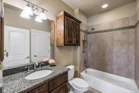 210 Persimmon Pond Shavano Park TX 78231
