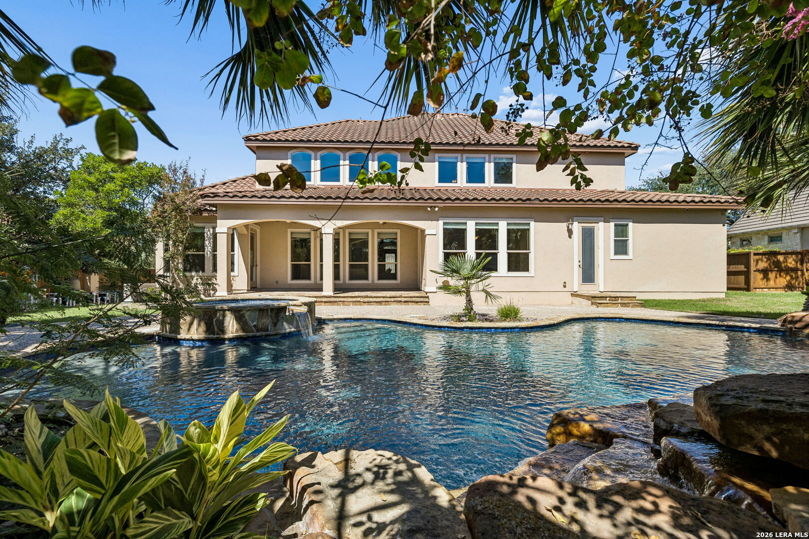 210 Persimmon Pond Shavano Park TX 78231