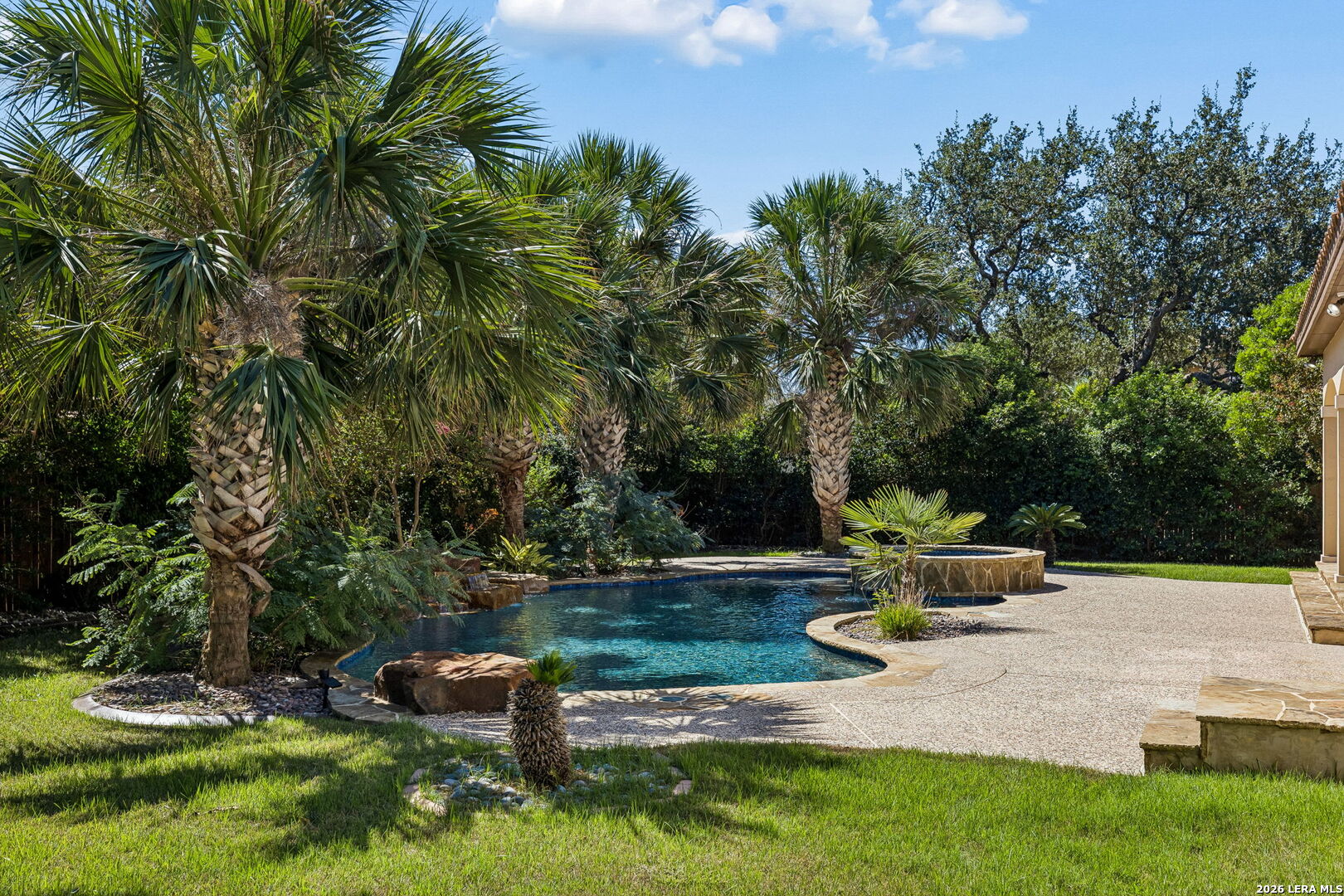210 Persimmon Pond Shavano Park TX 78231