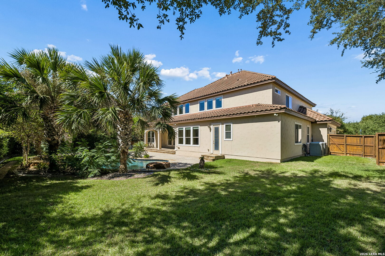 210 Persimmon Pond Shavano Park TX 78231
