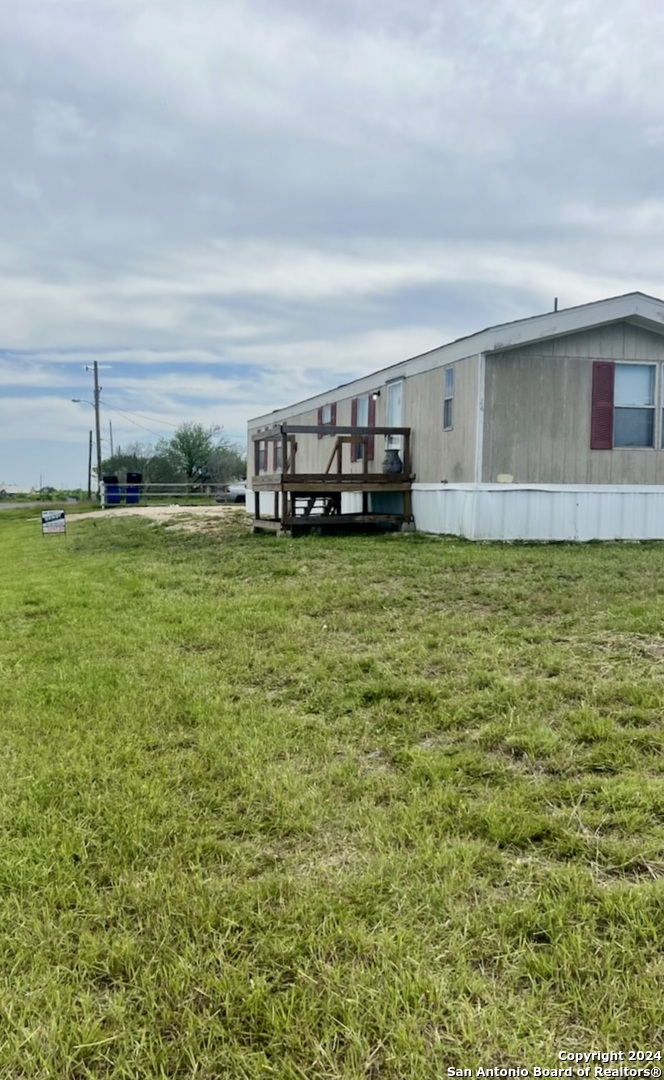 437 N Yule Avenue Charlotte TX 78011