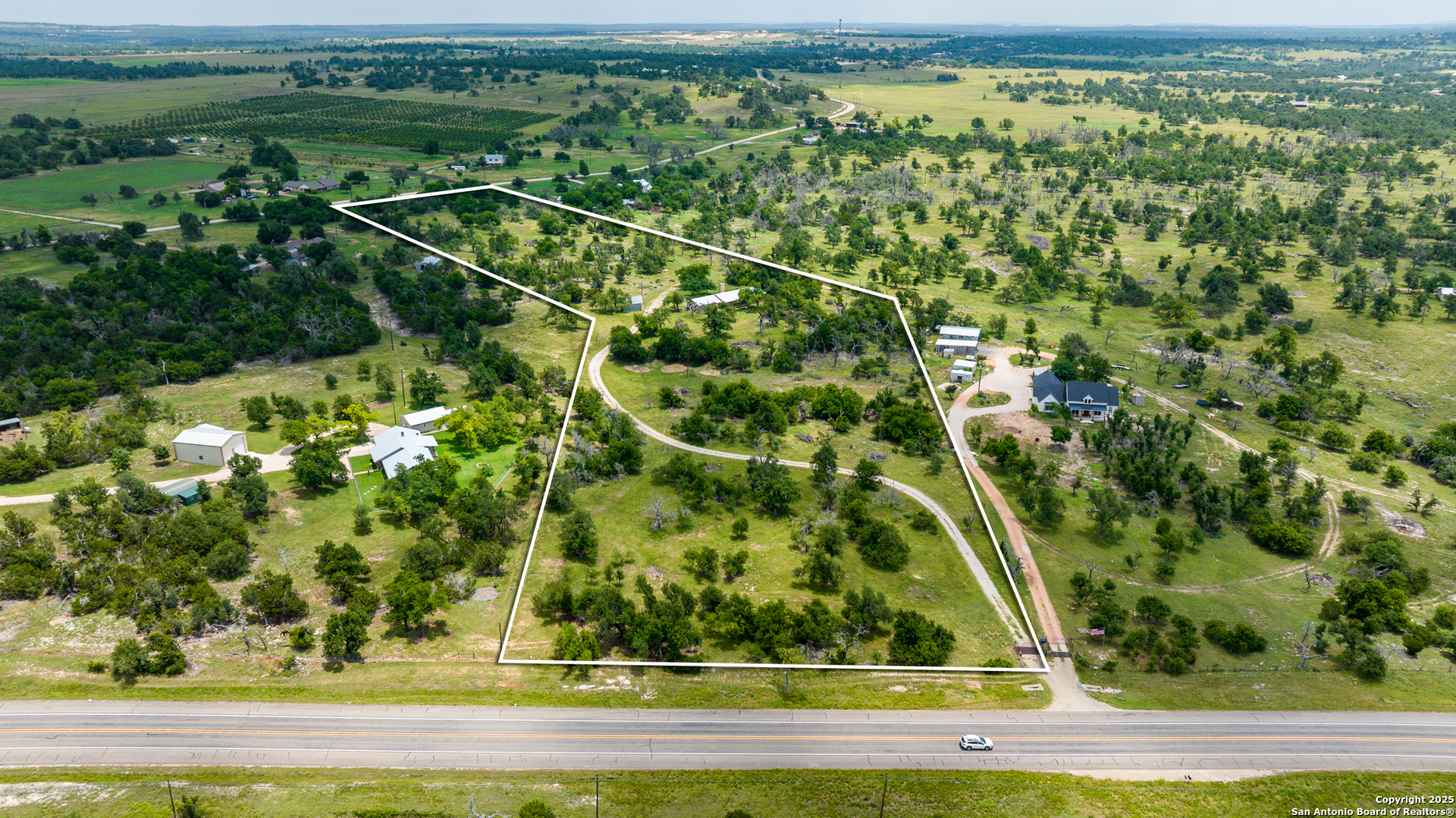 8218 N Us Highway 87 Fredericksburg TX 78624