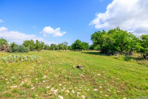 8218 N Us Highway 87 Fredericksburg TX 78624