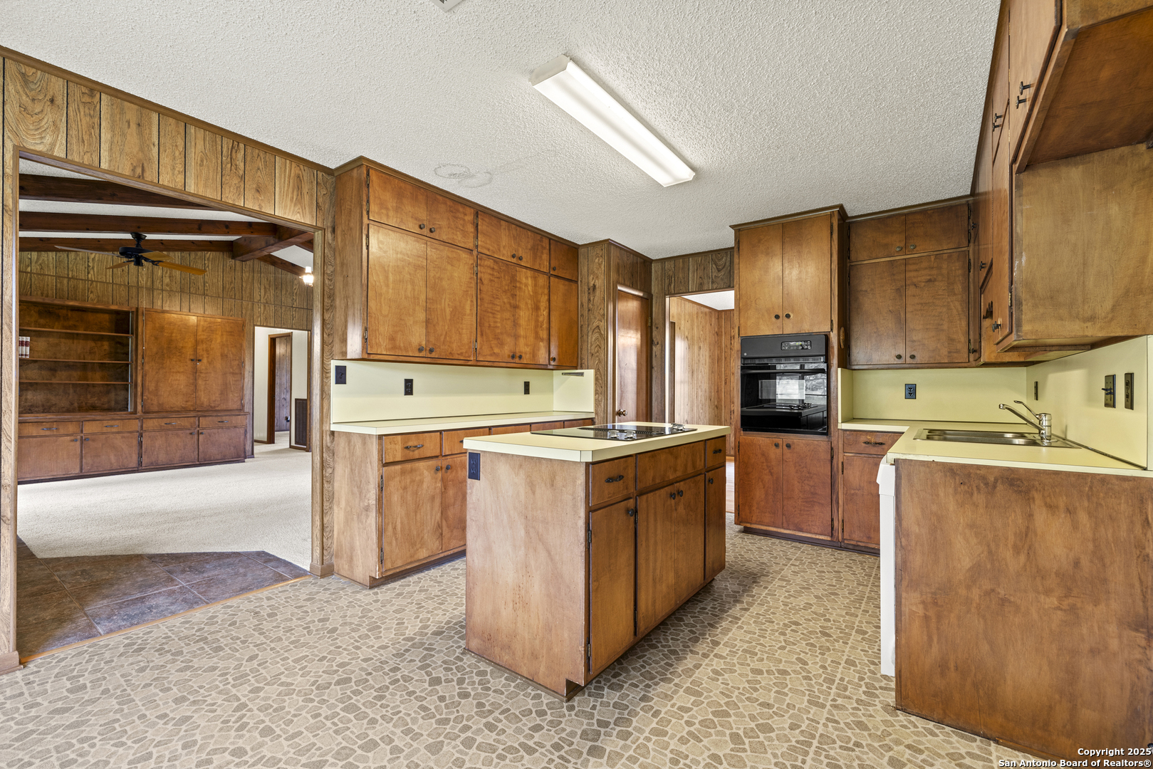 8218 N Us Highway 87 Fredericksburg TX 78624