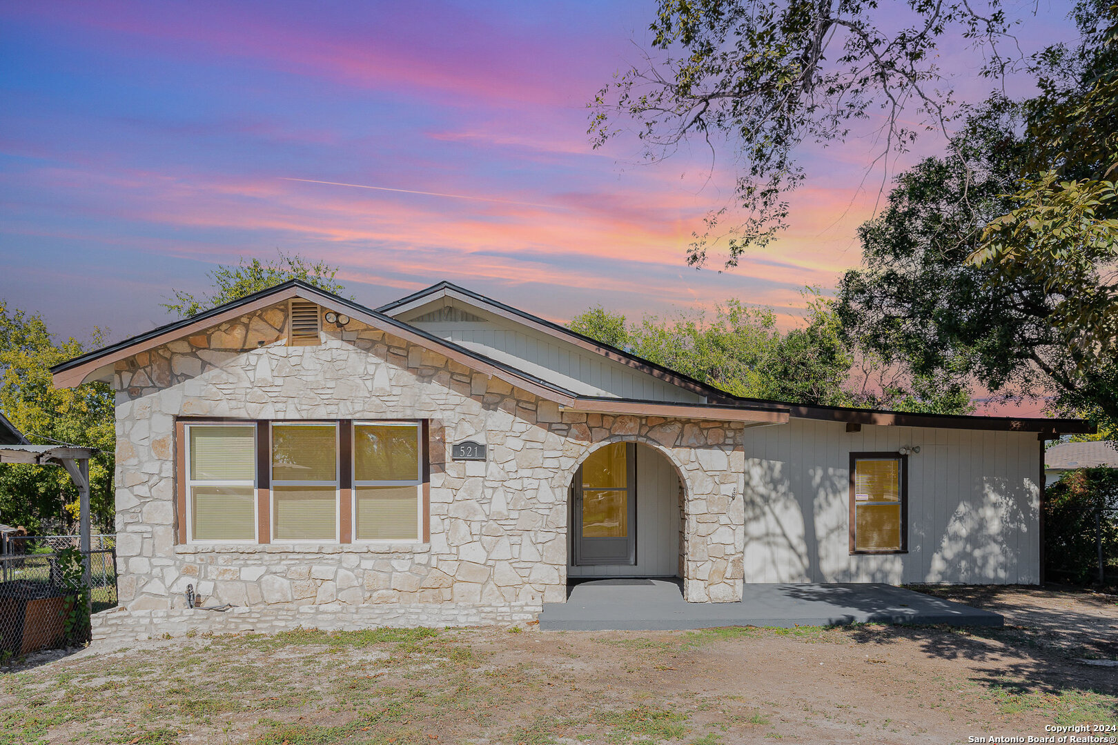 521 Stratford Court San Antonio TX 78223