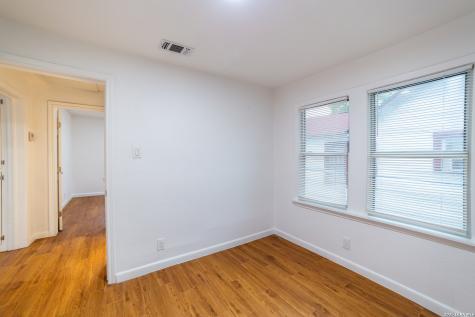 1946 Nolan San Antonio TX 78202
