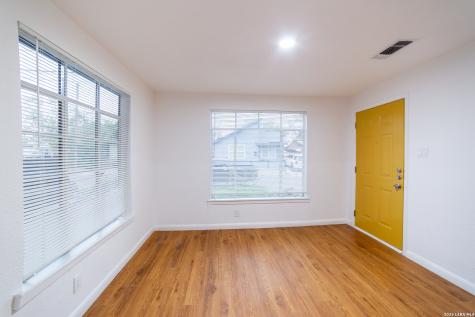 1946 Nolan San Antonio TX 78202