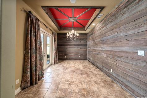 2916 Rock Barn Kerrville TX 78028