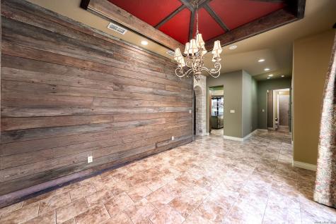 2916 Rock Barn Kerrville TX 78028