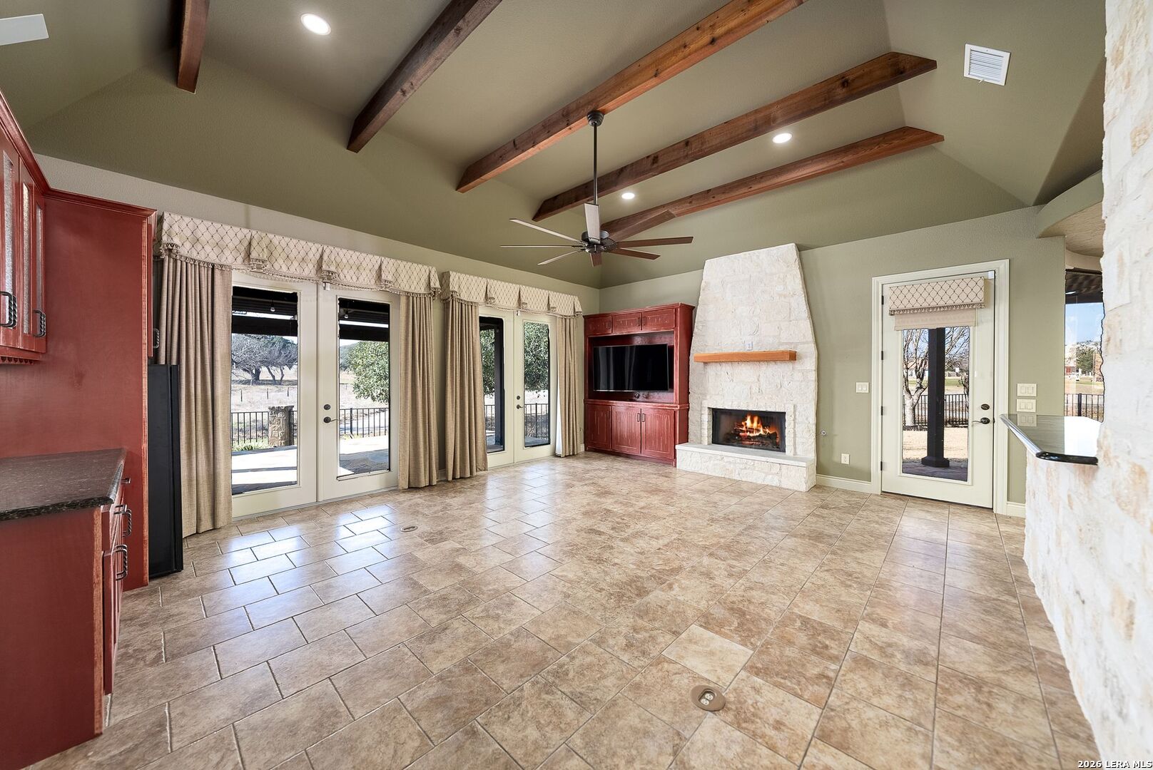 2916 Rock Barn Kerrville TX 78028