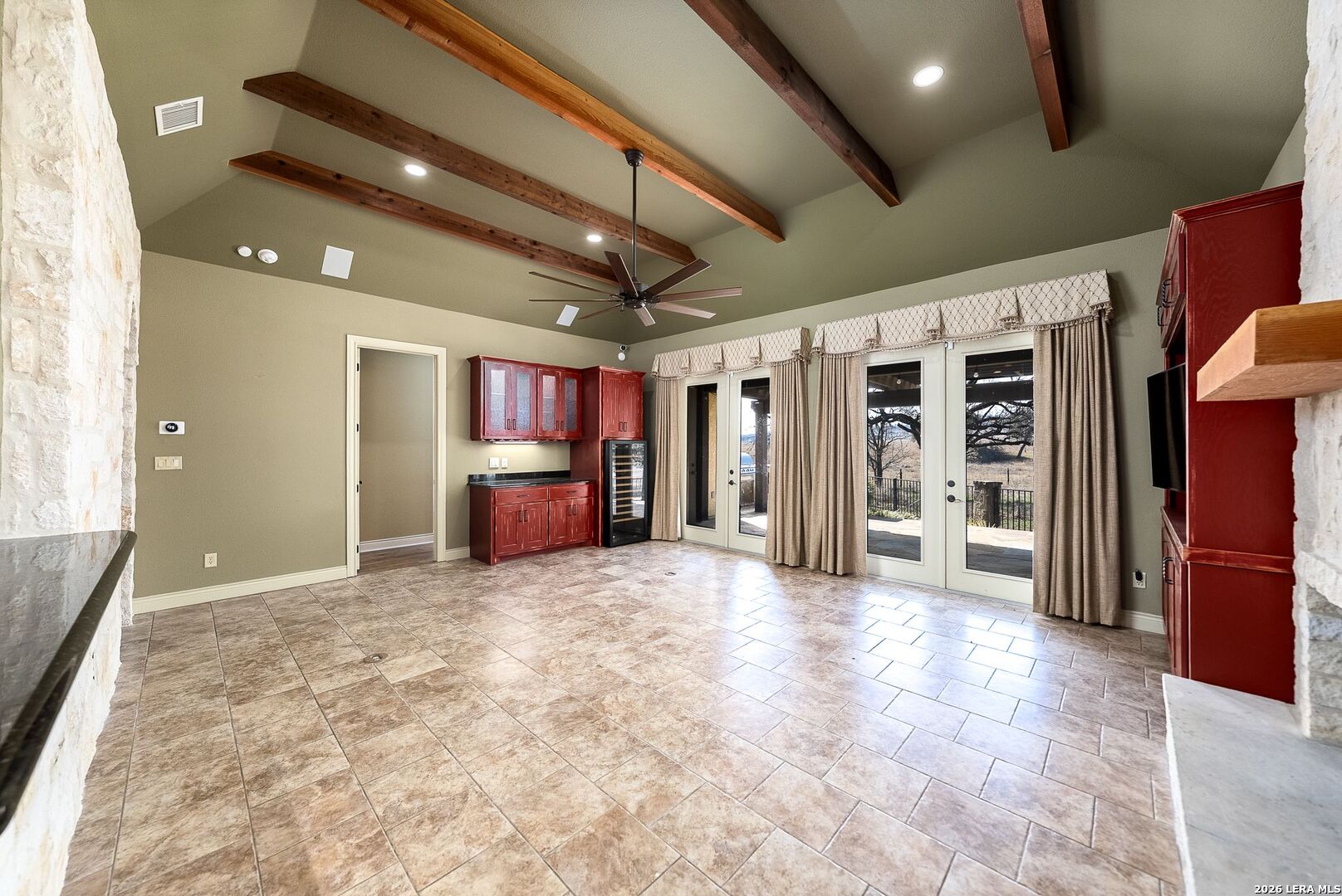 2916 Rock Barn Kerrville TX 78028