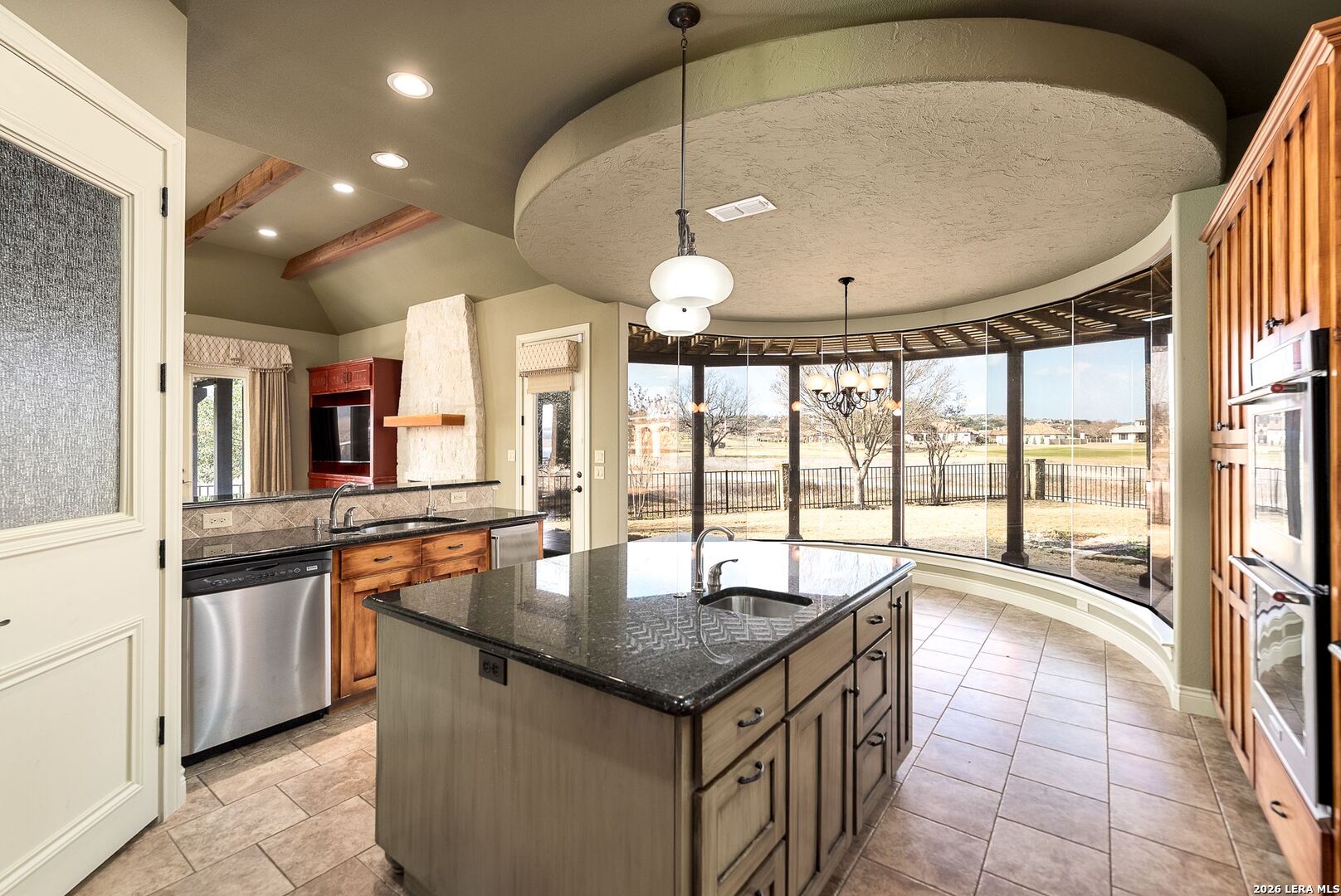 2916 Rock Barn Kerrville TX 78028