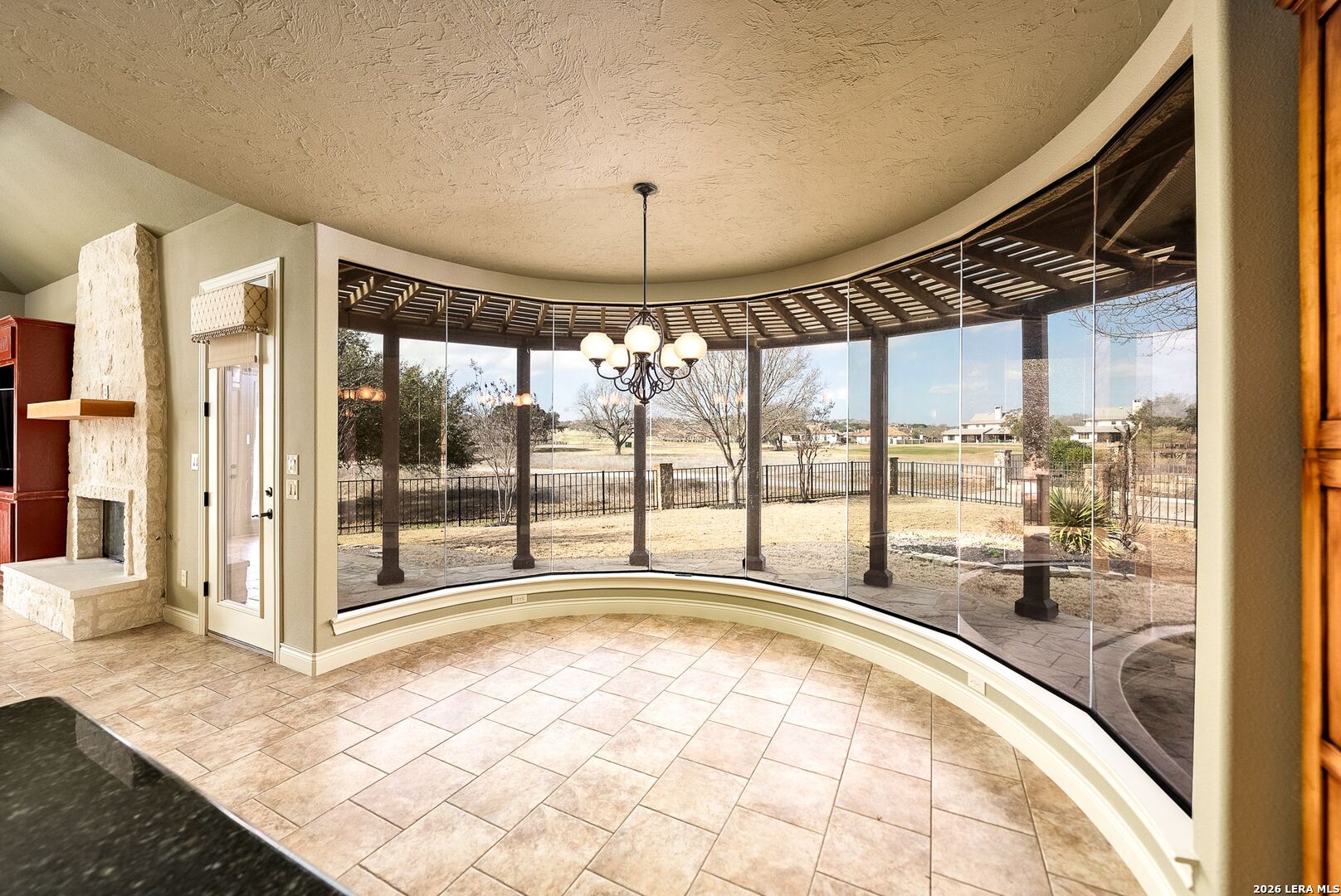 2916 Rock Barn Kerrville TX 78028