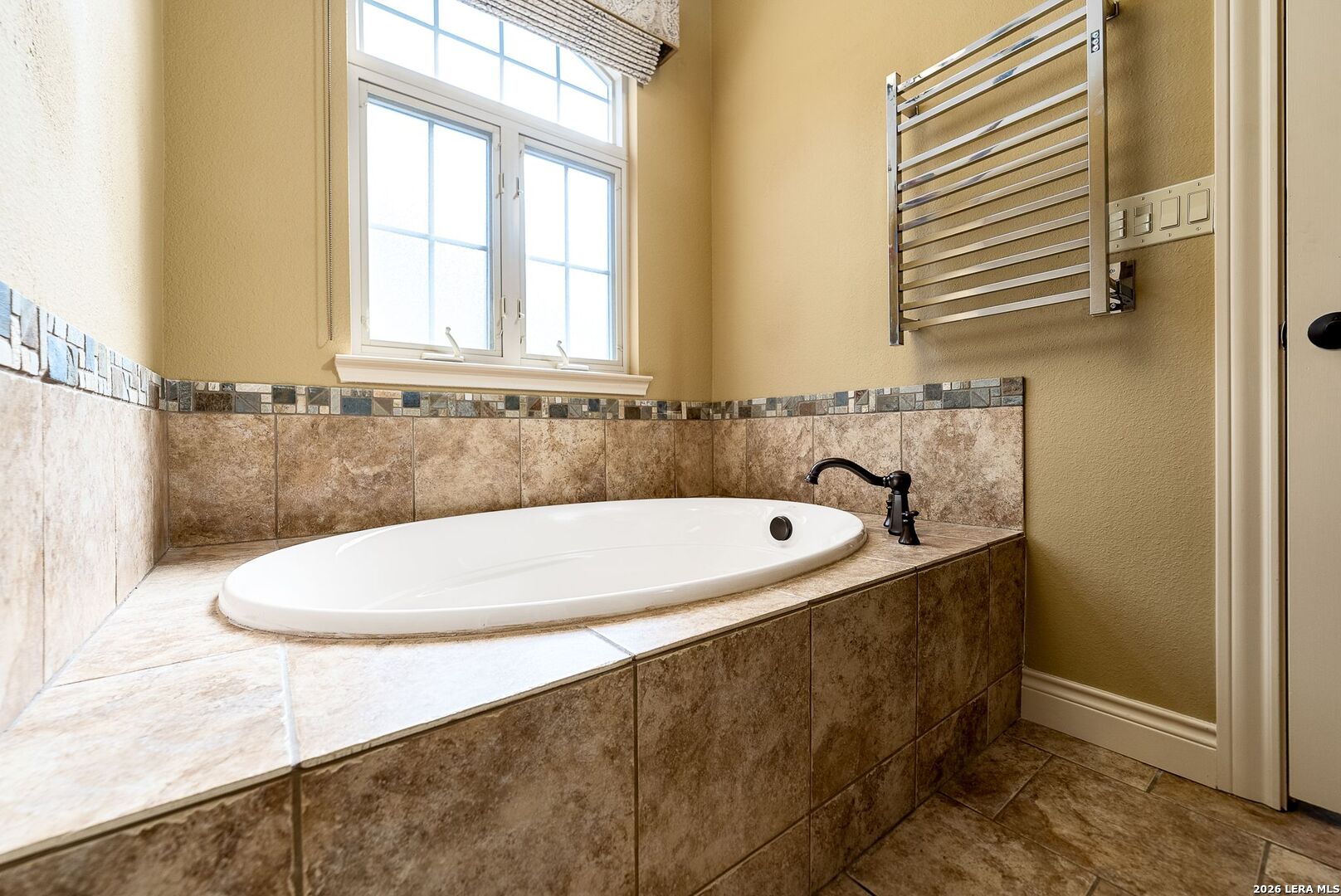 2916 Rock Barn Kerrville TX 78028