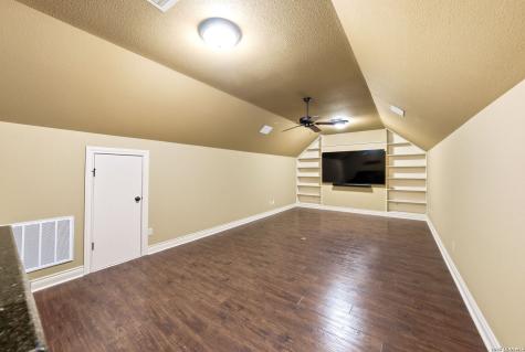 2916 Rock Barn Kerrville TX 78028