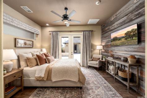 2916 Rock Barn Kerrville TX 78028