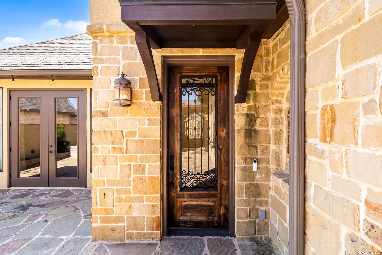 2916 Rock Barn Kerrville TX 78028