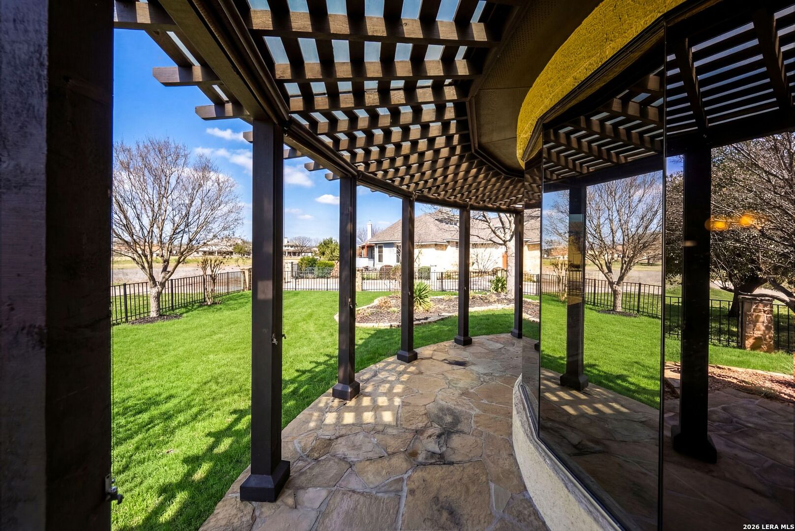 2916 Rock Barn Kerrville TX 78028