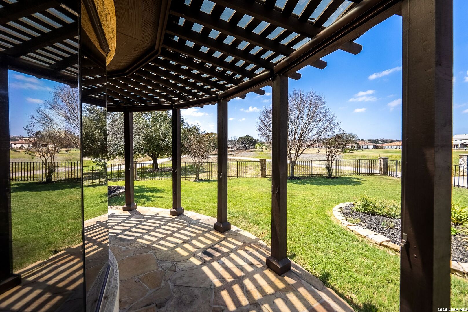 2916 Rock Barn Kerrville TX 78028