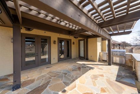 2916 Rock Barn Kerrville TX 78028