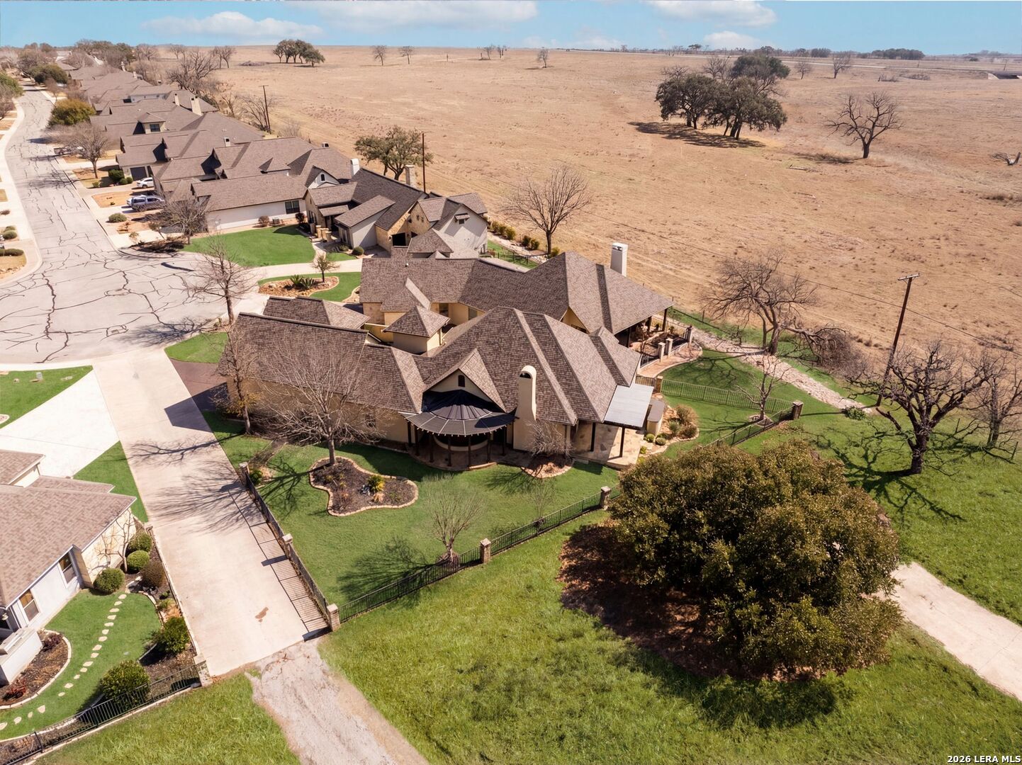2916 Rock Barn Kerrville TX 78028