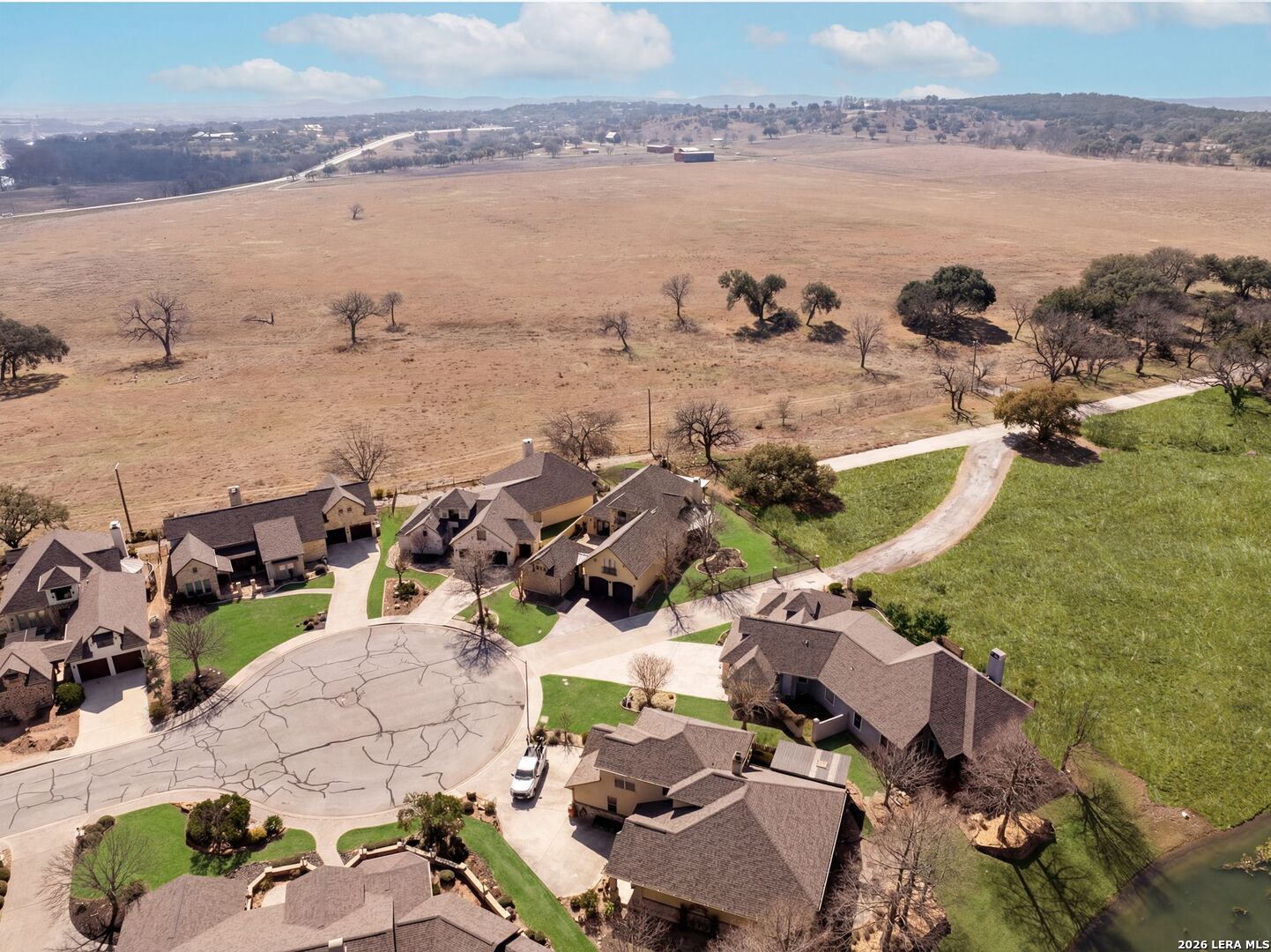 2916 Rock Barn Kerrville TX 78028