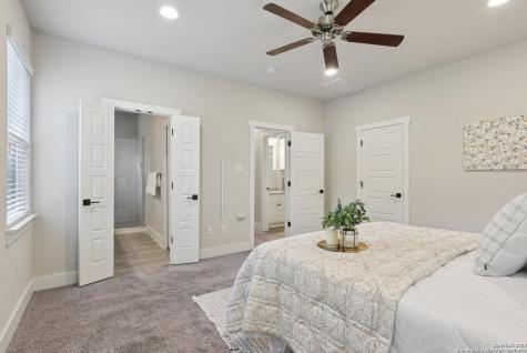 140 Claremont #102 San Antonio TX 78209