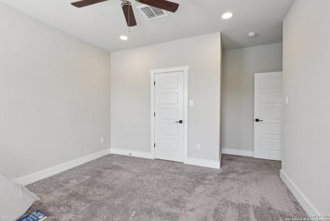 140 Claremont #102 San Antonio TX 78209