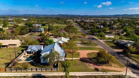 704 N Creek Road Comfort TX 78013