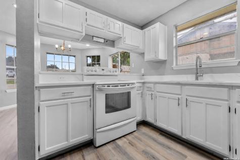 6411 Royalty Point Leon Valley TX 78238