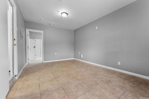 6411 Royalty Point Leon Valley TX 78238