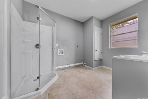 6411 Royalty Point Leon Valley TX 78238
