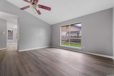 6411 Royalty Point Leon Valley TX 78238