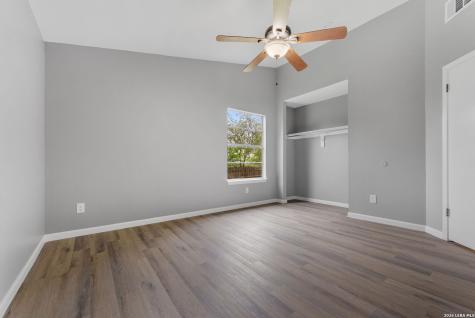 6411 Royalty Point Leon Valley TX 78238