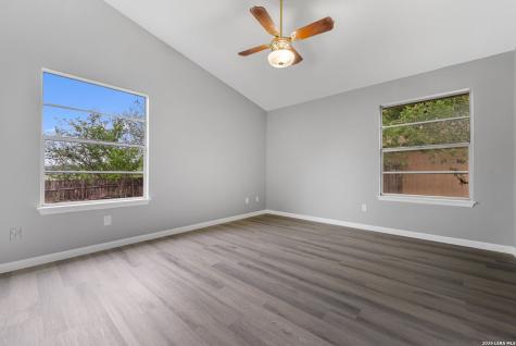6411 Royalty Point Leon Valley TX 78238
