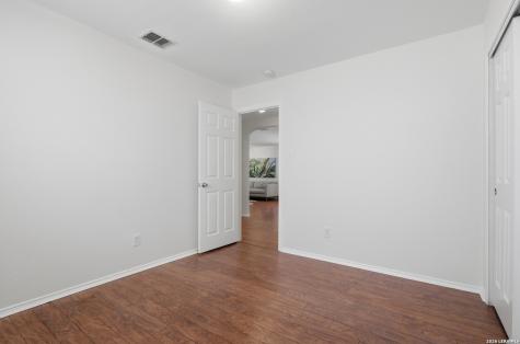 27022 Rustic Cabin San Antonio TX 78260