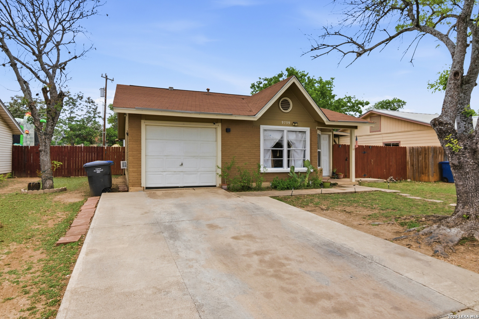 9759 Hidden Swan San Antonio TX 78250