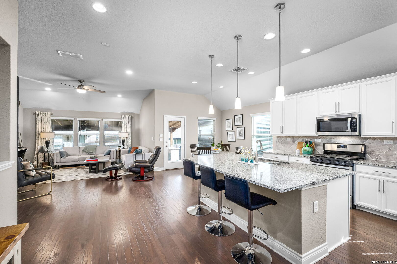 2174 Kiskadee New Braunfels TX 78132