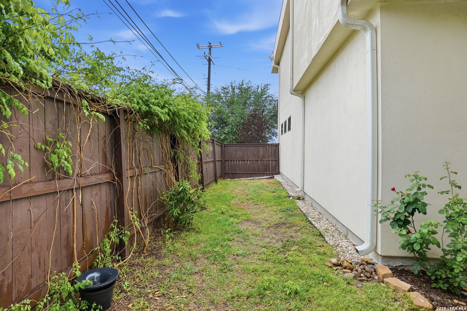 402 Everest San Antonio TX 78209