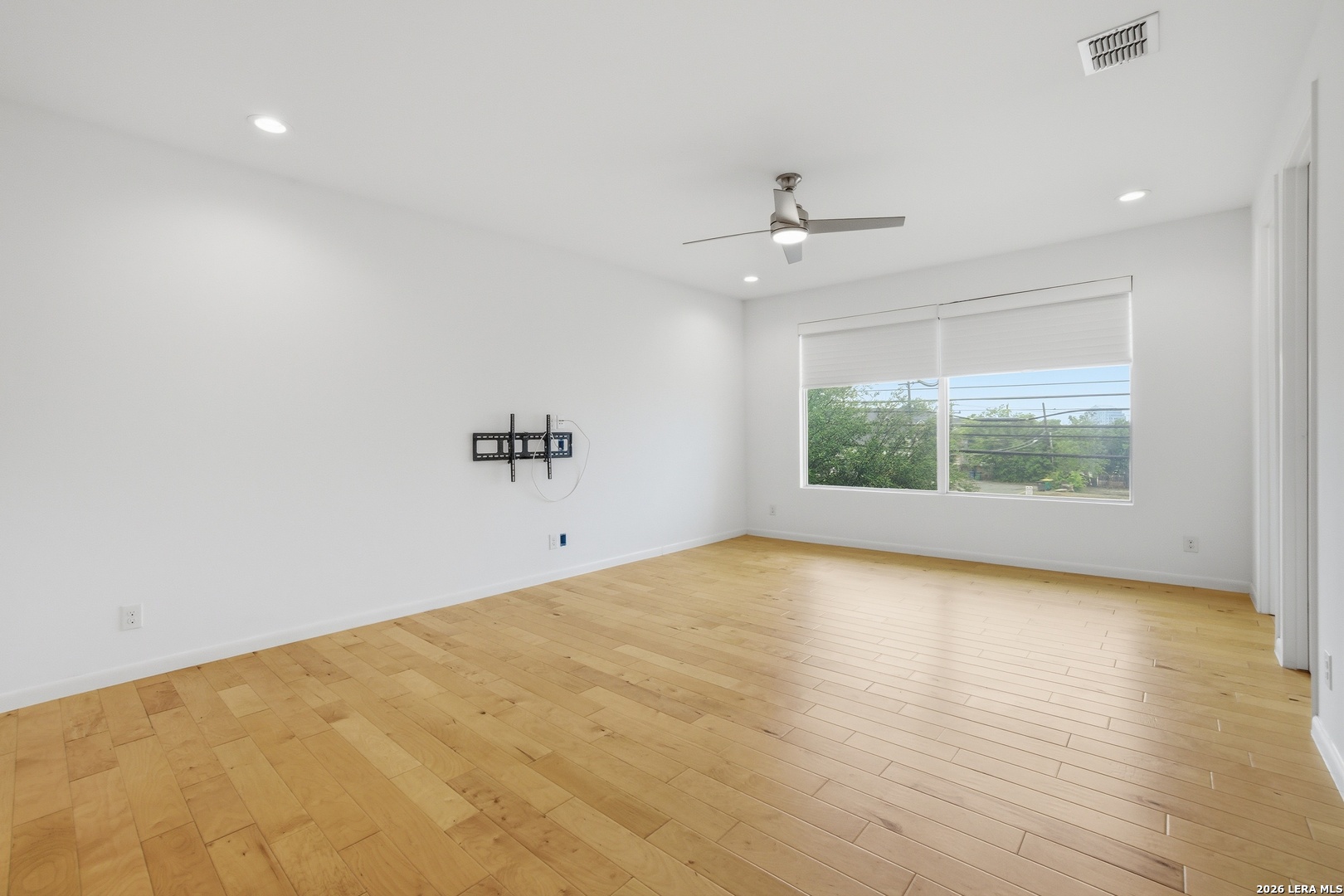 402 Everest San Antonio TX 78209