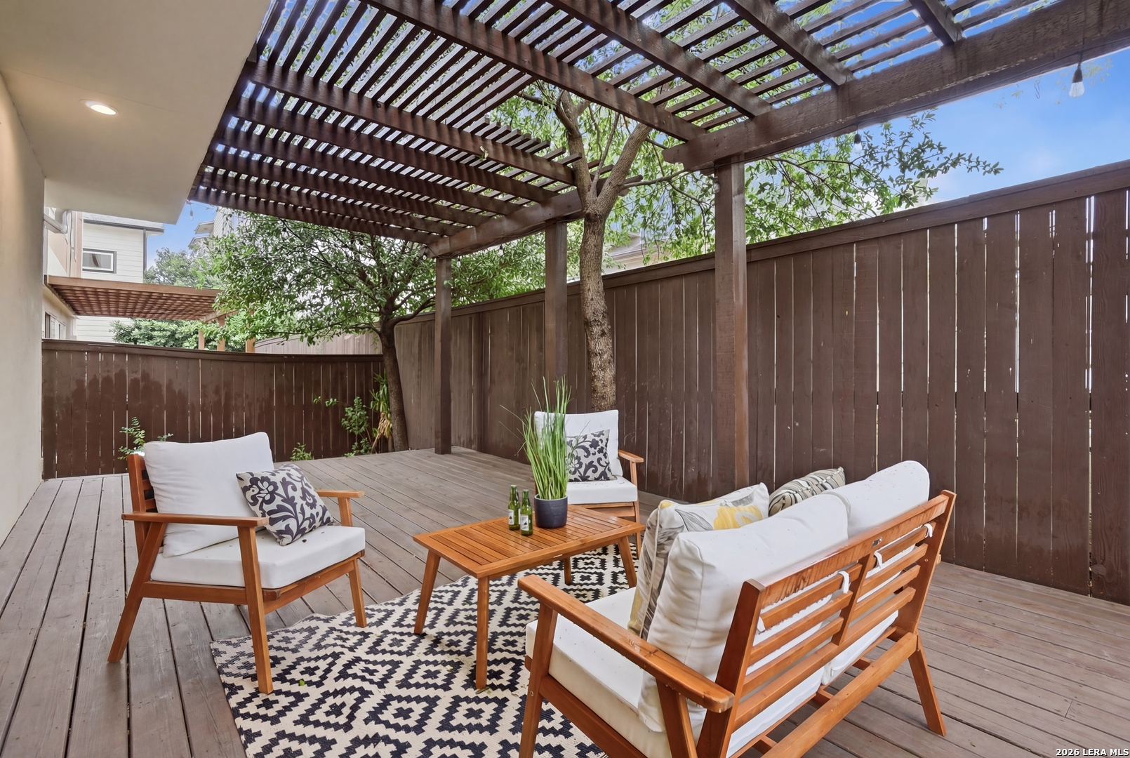 402 Everest San Antonio TX 78209