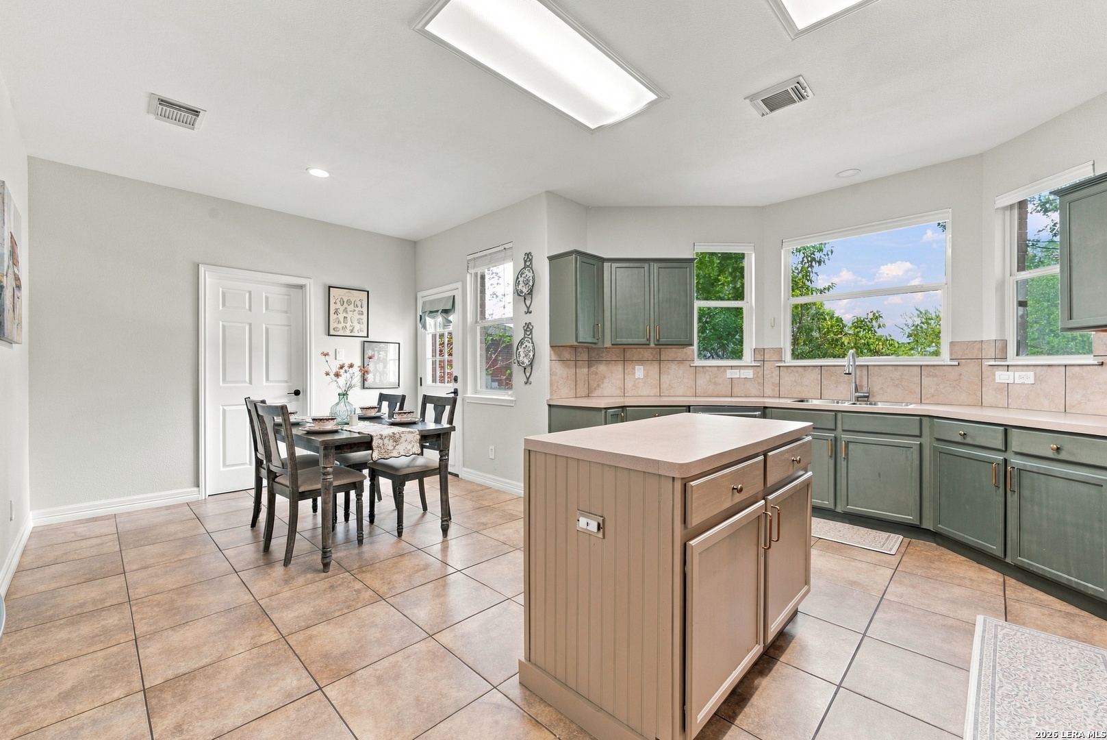 3860 Tavern Oaks Street San Antonio TX 78247