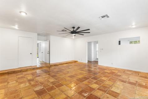 14102 Red Maple San Antonio TX 78247