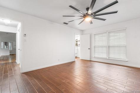 14102 Red Maple San Antonio TX 78247
