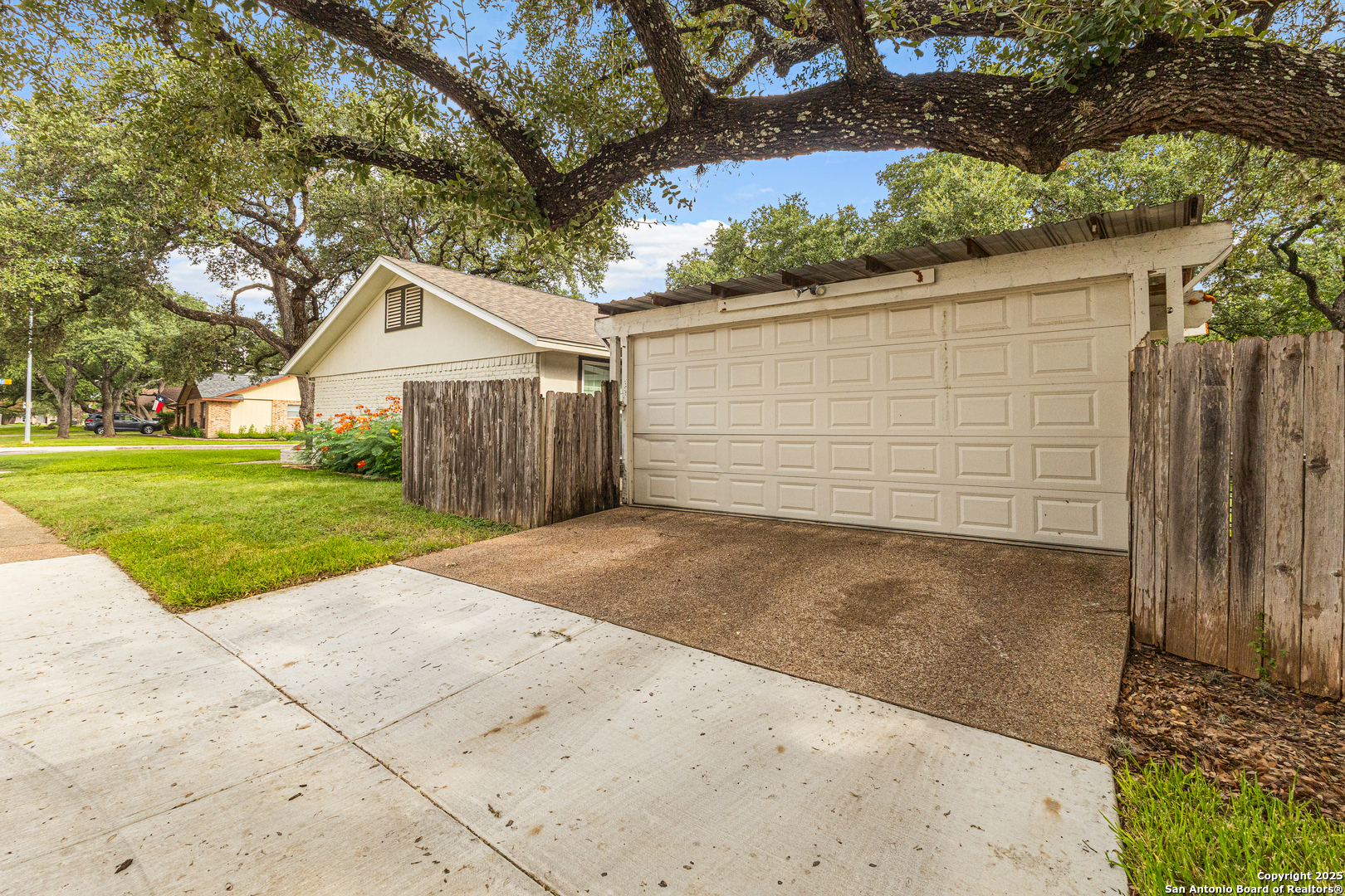 14102 Red Maple San Antonio TX 78247