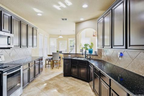 512 Saddle Pass Cibolo TX 78108