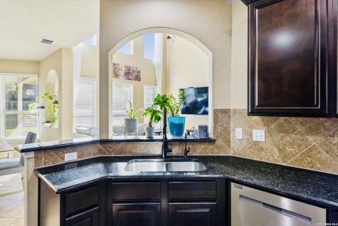 512 Saddle Pass Cibolo TX 78108